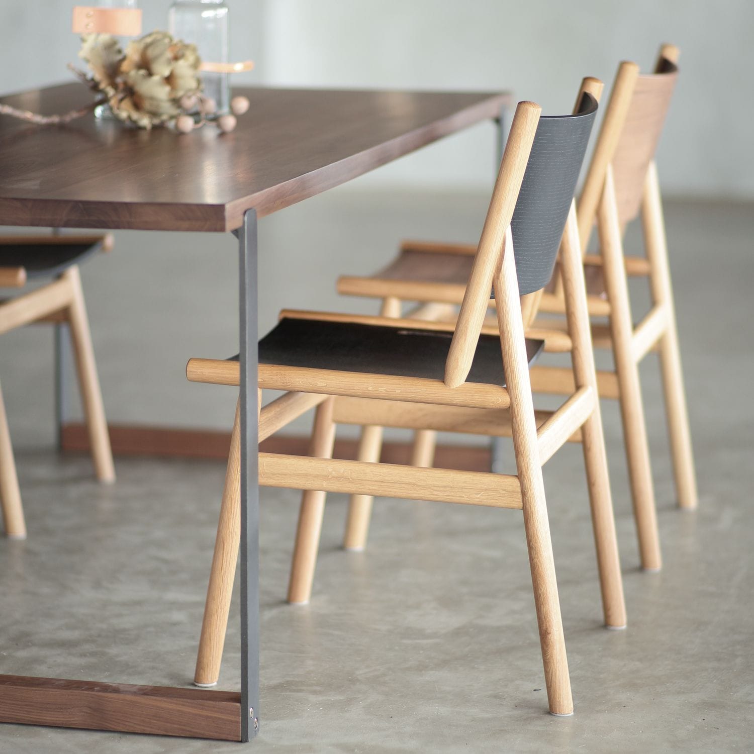 フィーカ II ダイニングチェア | リグナ通常品 | おしゃれな家具通販