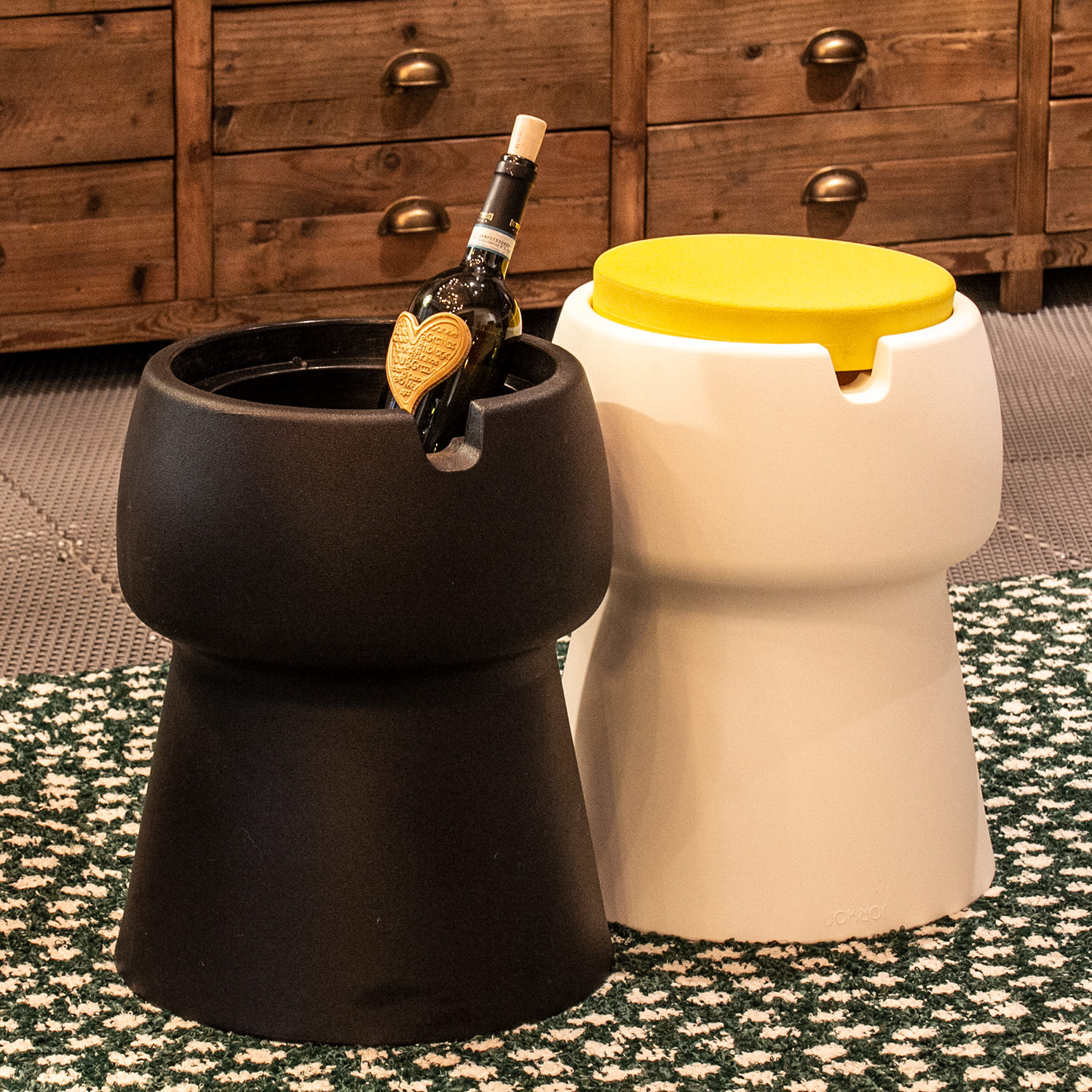 ドリンククーラー兼用スツール サイドテーブル | リグナテラス東京