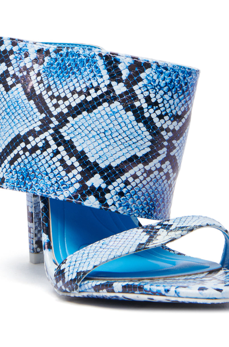 AZALEA WANG JANSEN BLUE SNAKE STILETTO SANDAL – AKIRA
