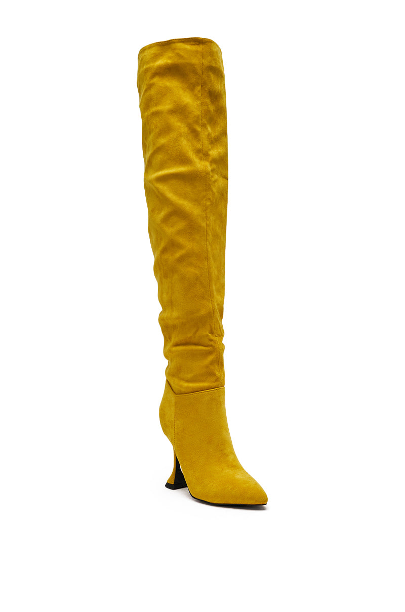 AZALEA WANG STEPHAN YELLOW FAUX SUEDE CHUNKY BOOT – AKIRA