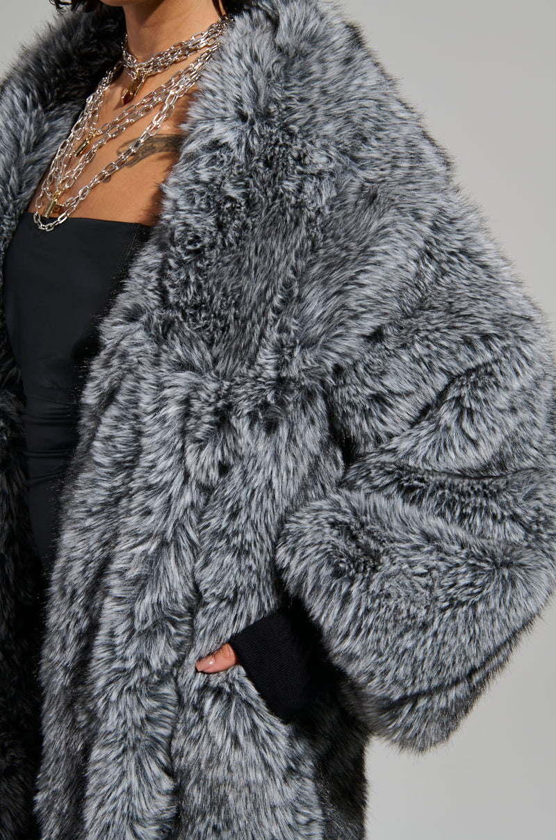TSUNAMI FAUX FUR TRENCH – AKIRA