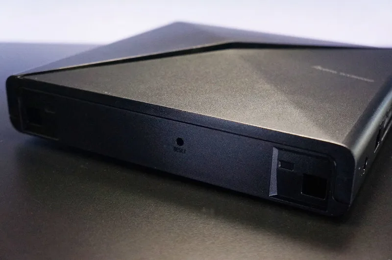 NEC Aterm WX3600HP WiFiルーターのレビュー！8ストリームでWi-Fi6対応