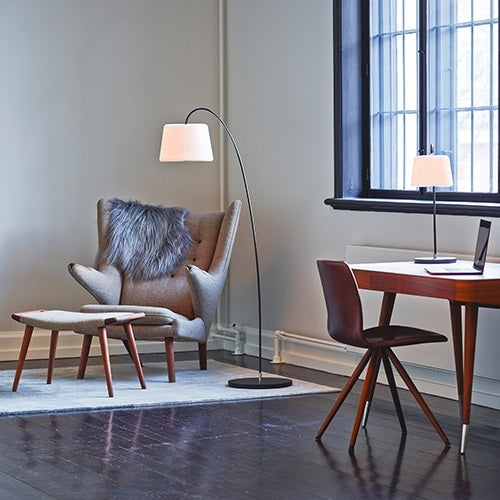 SNOWDROP TABLE Plastic ホワイト H480〜570mm - YAMAGIWA OnlineStore