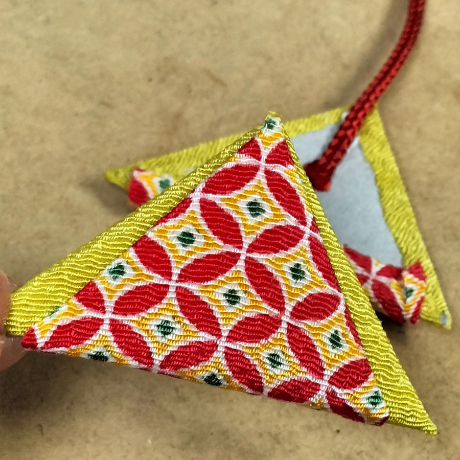 つるし飾りキット・年中風物下げもん飾り〈7連つるし雛〉 : 布がたり