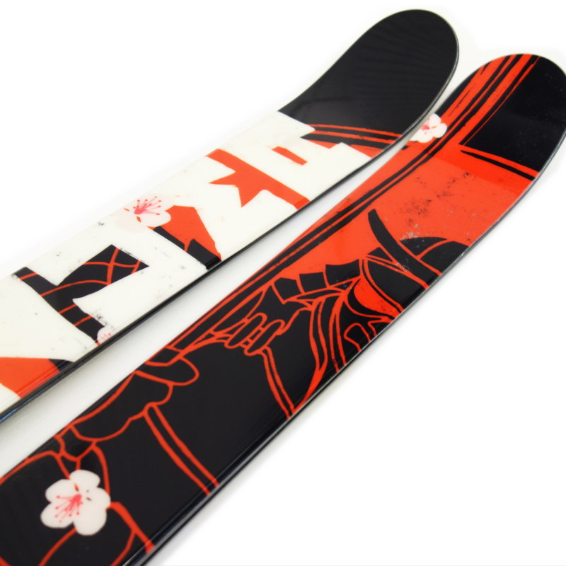 ZUMA PRO PIPE+ATTACK 14 GW[163cm/センター幅78mm幅]型落ちスキー板