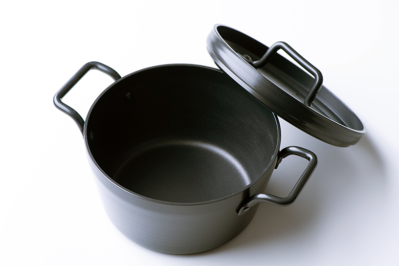 松田美智子の自在道具 鉄の小さなごはん鍋 大 2合 時短 土鍋 ご飯 炊飯