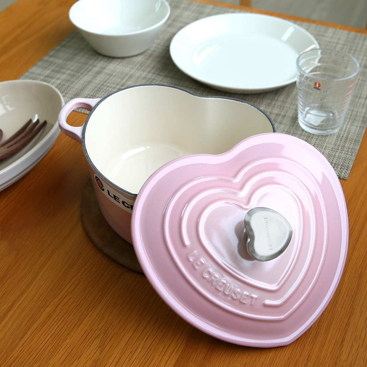 Le Creuset（ル・クルーゼ） 【並行輸入品】ル・クルーゼ SIGNATURE