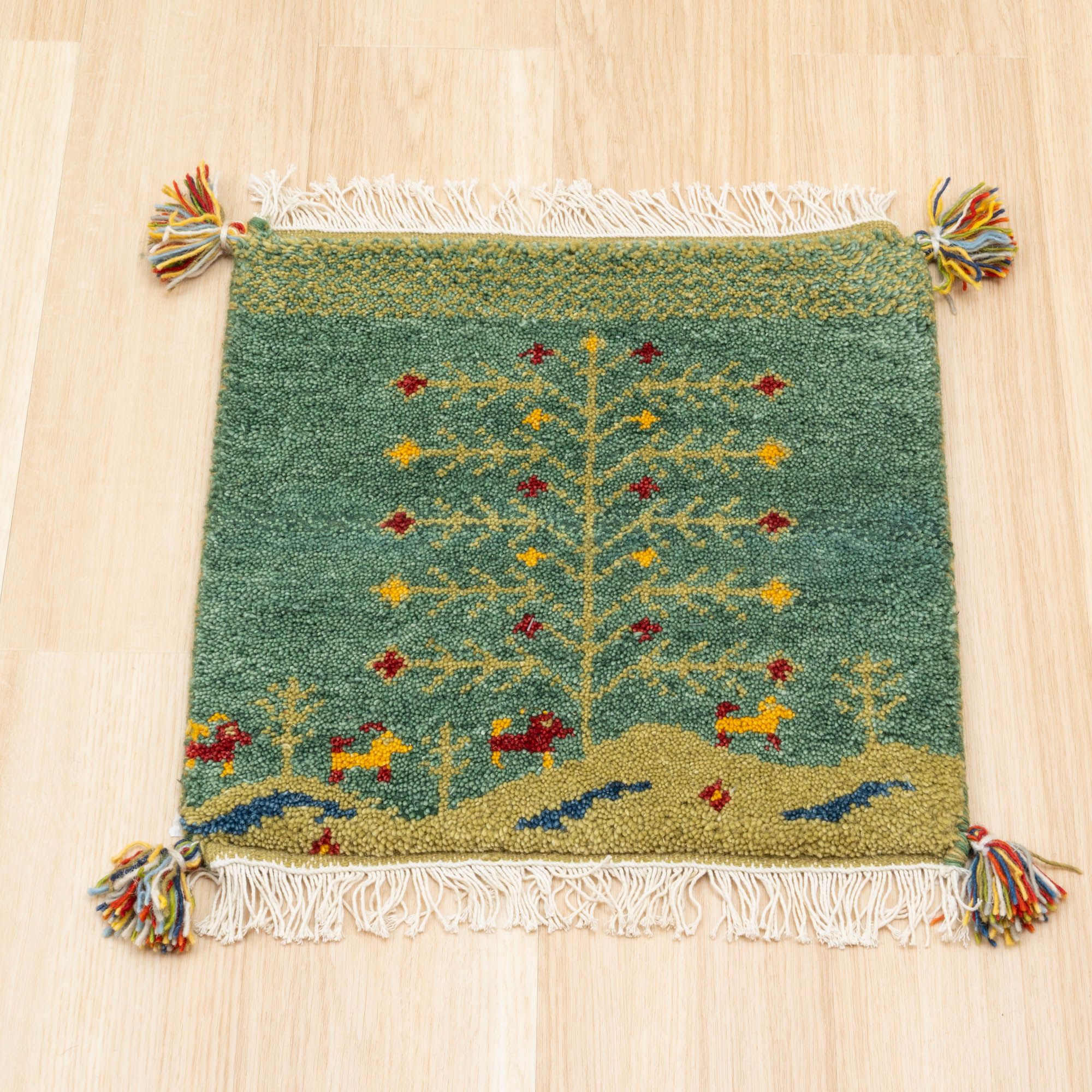 EーBLIND（イージーブラインド） ラグ ギャッベ 40x40 高級手結び 秋