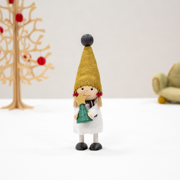 ノルディカニッセ ツリーを持った女の子 Jule Hygge NORDIKA nisse