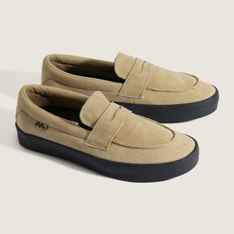 VANS（ヴァンズ） バンズ ローファー スエード SKATE LOAFER SUEDE