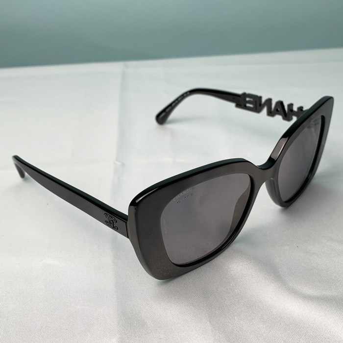 CHANEL（シャネル） 【爆買】シャネル サングラス スクエア シェイプ