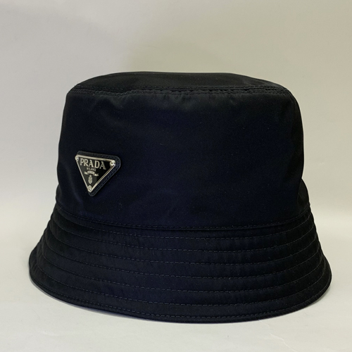 PRADA（プラダ） 【爆買】PRADA Re-Nylon バケットハット Mサイズ