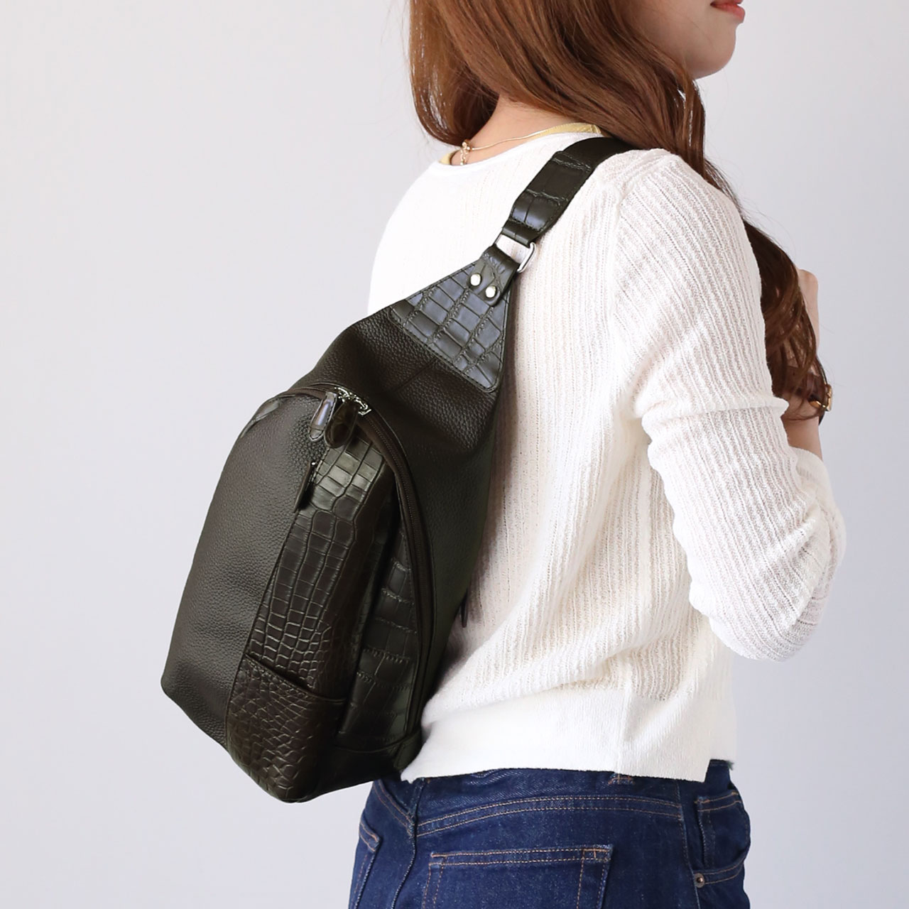 sankyo shokai（三京商会） 牛革 クロコダイル ボディバッグ マット