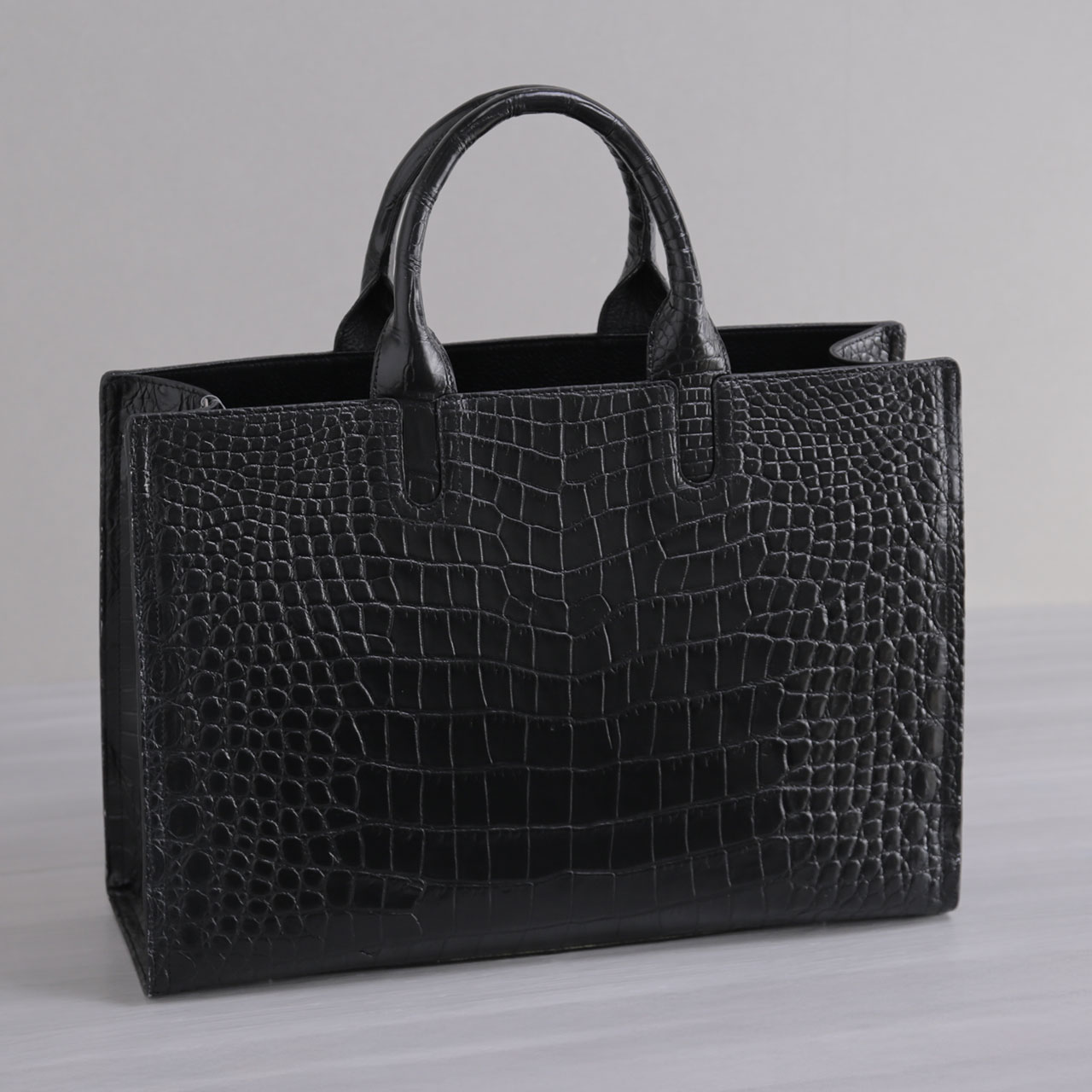 sankyo shokai（三京商会） クロコダイル ビジネスバッグ メンズ 日本