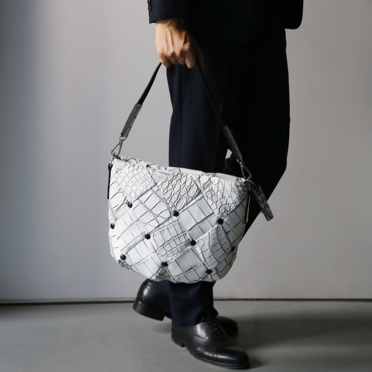 sankyo shokai（三京商会） クロコダイル ダイヤ柄 編み込みデザイン