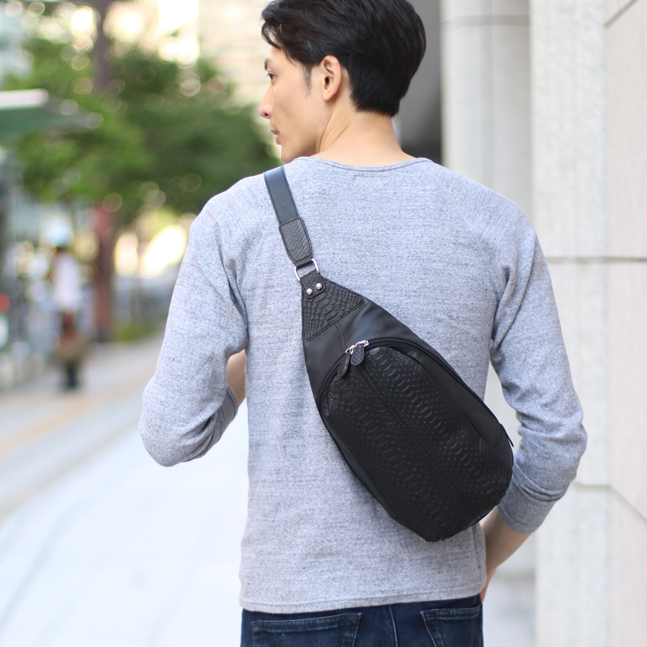 sankyo shokai（三京商会） ＜爆買＞ボディバッグ メンズ 本革