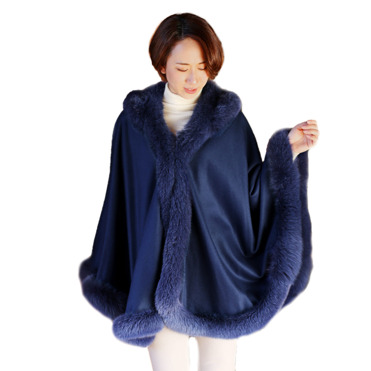 PIACENZA（ピアチェンツァ） カシミヤ ケープ SAGA フォックス ファー