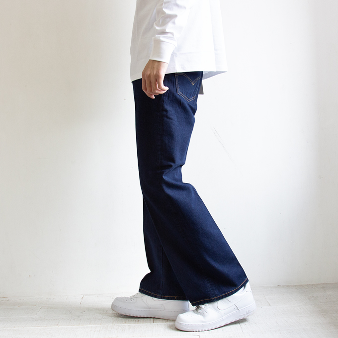 Levi's（リーバイス） STA PREST FLARE スタ-プレスト フレア A3552