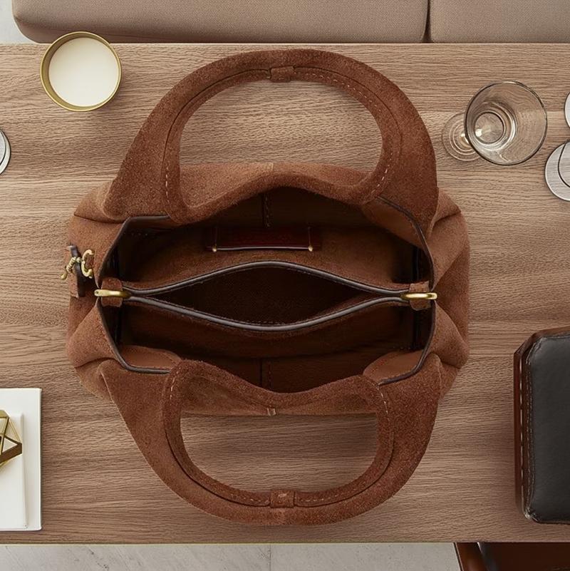 COACH（コーチ） バッグ 2026春新作 CCY33 ショルダーバッグ 斜め掛け