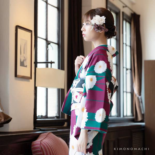 KIMONOMACHI 洗える着物 袷着物単品「矢羽根に菊 赤紫色」 きもの福袋