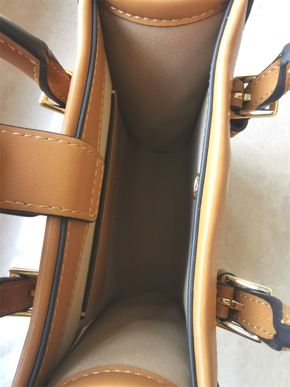 TORY BURCH（トリーバーチ） Tモノグラム ジャカード ミニトート