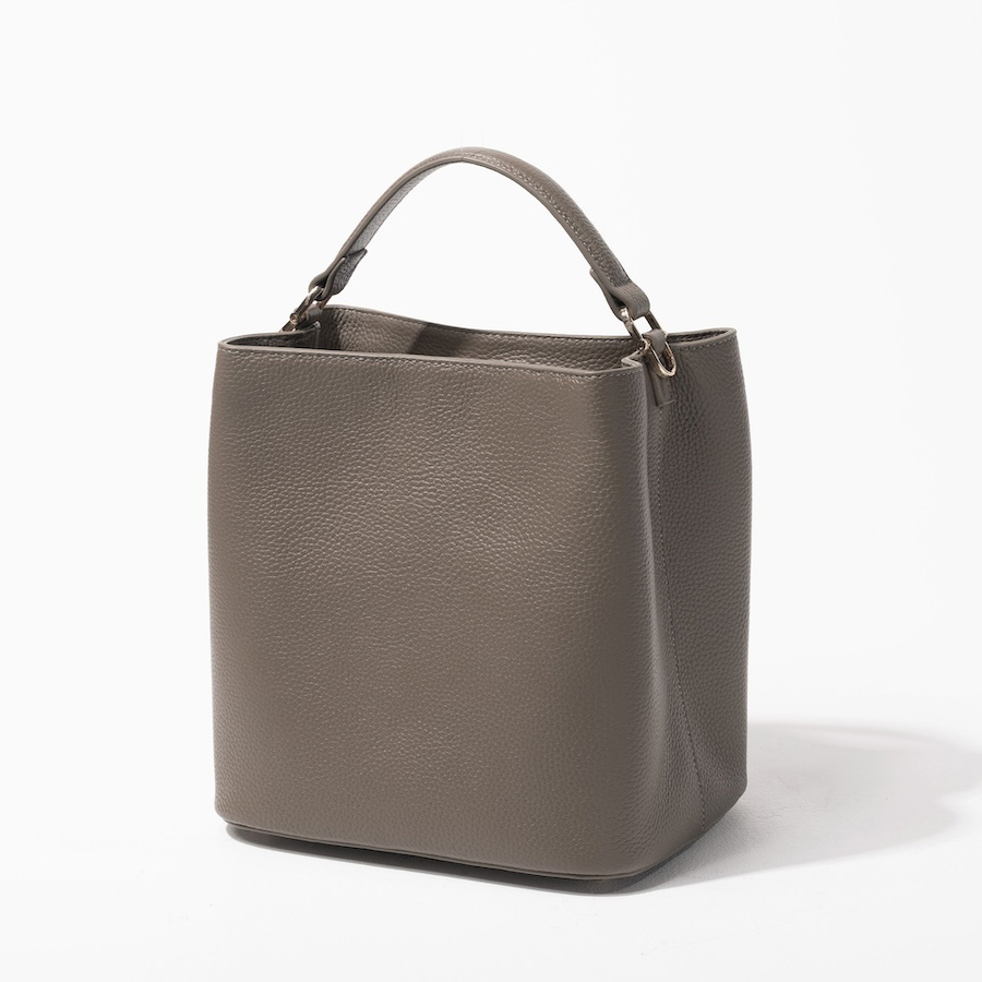 HAYNI（ヘイニ） 爆買 Akaneさん&HAYNIコラボ 本革 ショルダーバッグ