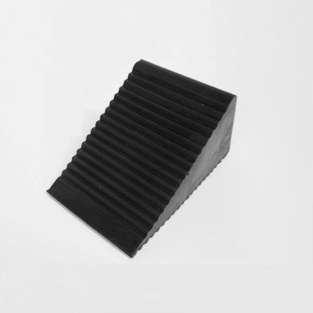 タイヤ歯止め タイヤストッパー 車輪止め 黒 合成ゴム製 トラック