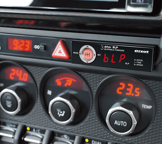 pivot ブリッピング機能付き(MT用)スロコン 3-drive・BLP＋車種専用