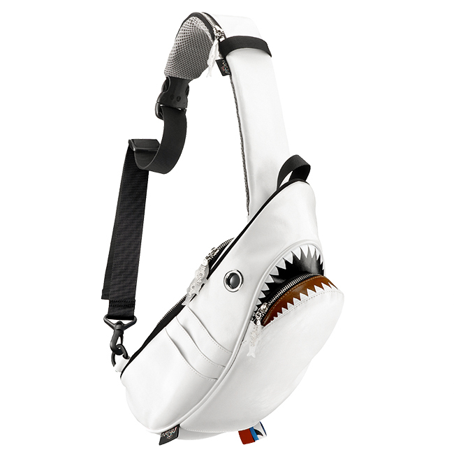 最大53% 3/1まで モーンクリエイションズ シャーク ボディバッグ ワン