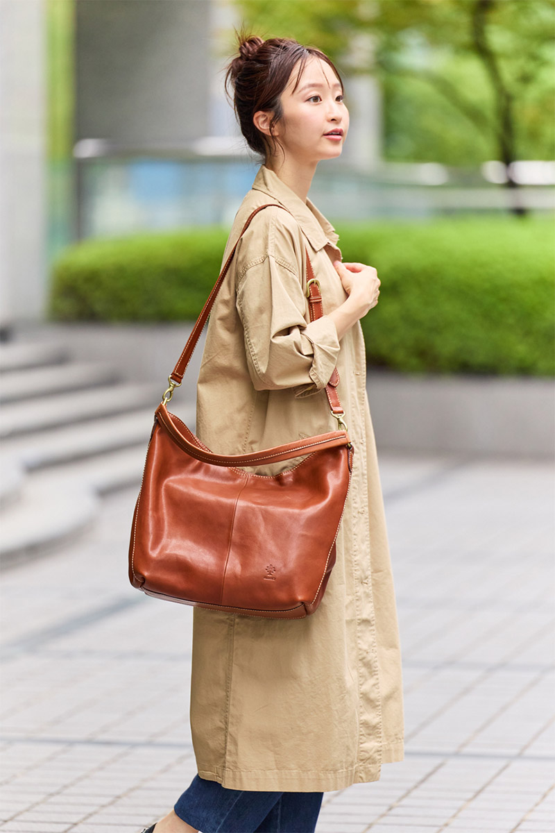 ALBERO（アルベロ） 3年保証付 SAFARINA サファリーナ 2WAY ショルダー