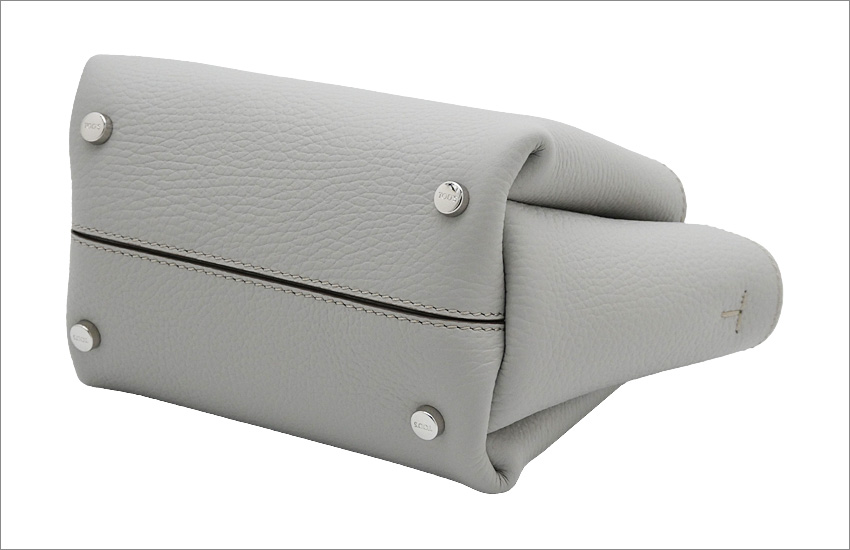 TOD'S（トッズ） レザー バッグ マイクロ XBWAPAFL000QRI4L15