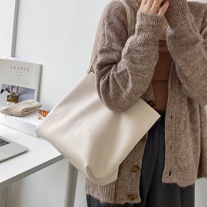 トートバッグ レディース 肩掛け ポーチ付き 革 レザー可愛い 通勤 a4