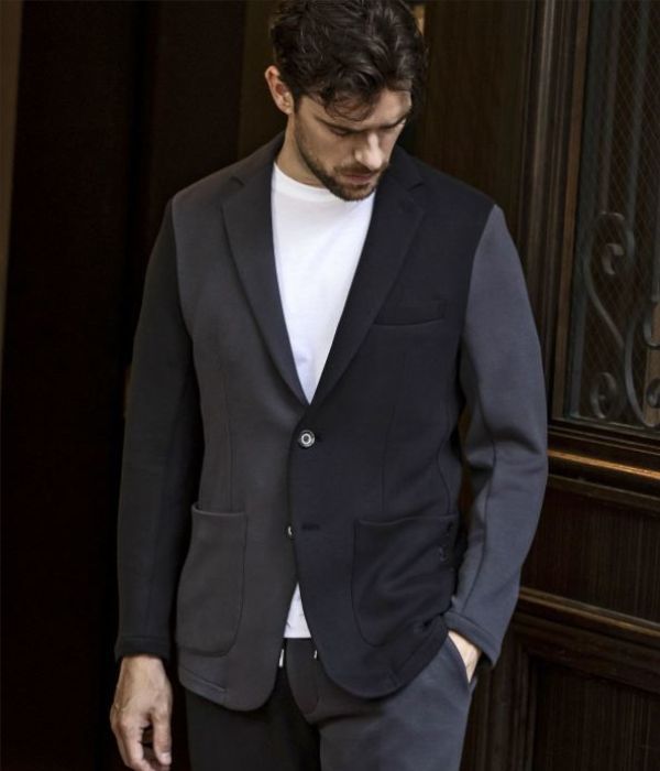 1PIU1UGUALE3 RELAX ウノピゥウノウグァーレトレ リラックス