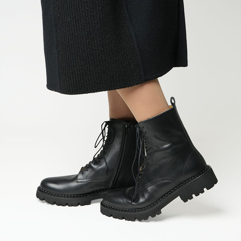 FABIO RUSCONI（ファビオルスコーニ） ショートブーツレースアップ