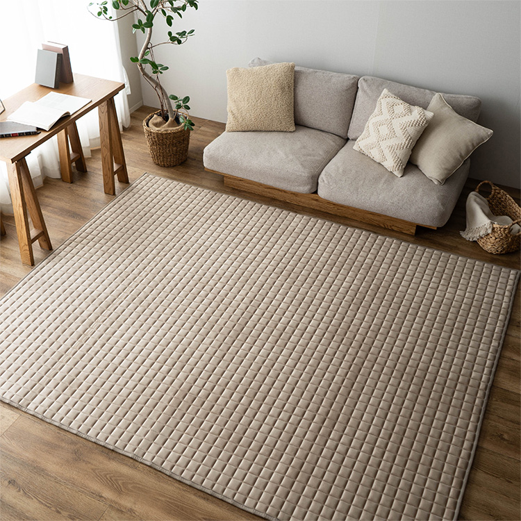 サヤンサヤン ラグ 洗える 抗菌防臭 厚手 キルト ラグマット 95×140