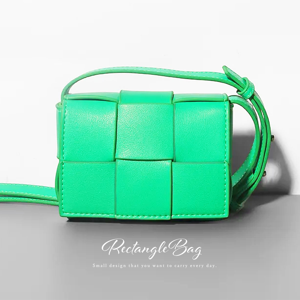 ショルダーバッグ レディース 小さめ 斜め掛け 軽量 ミニバッグ