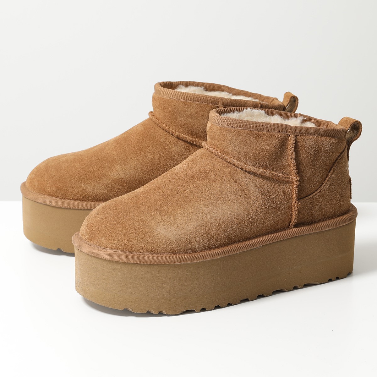 UGG（アグ） ムートンブーツ CLASSIC ULTRA MINI PLATFORM 1135092