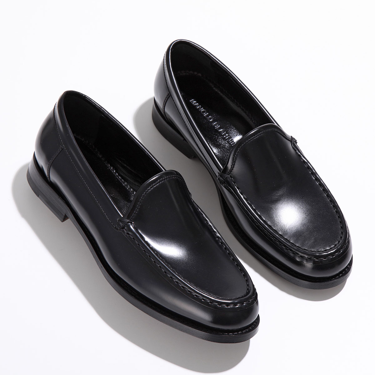 MANOLO BLAHNIK（マノロブラニク） ローファー DINEGUARDO