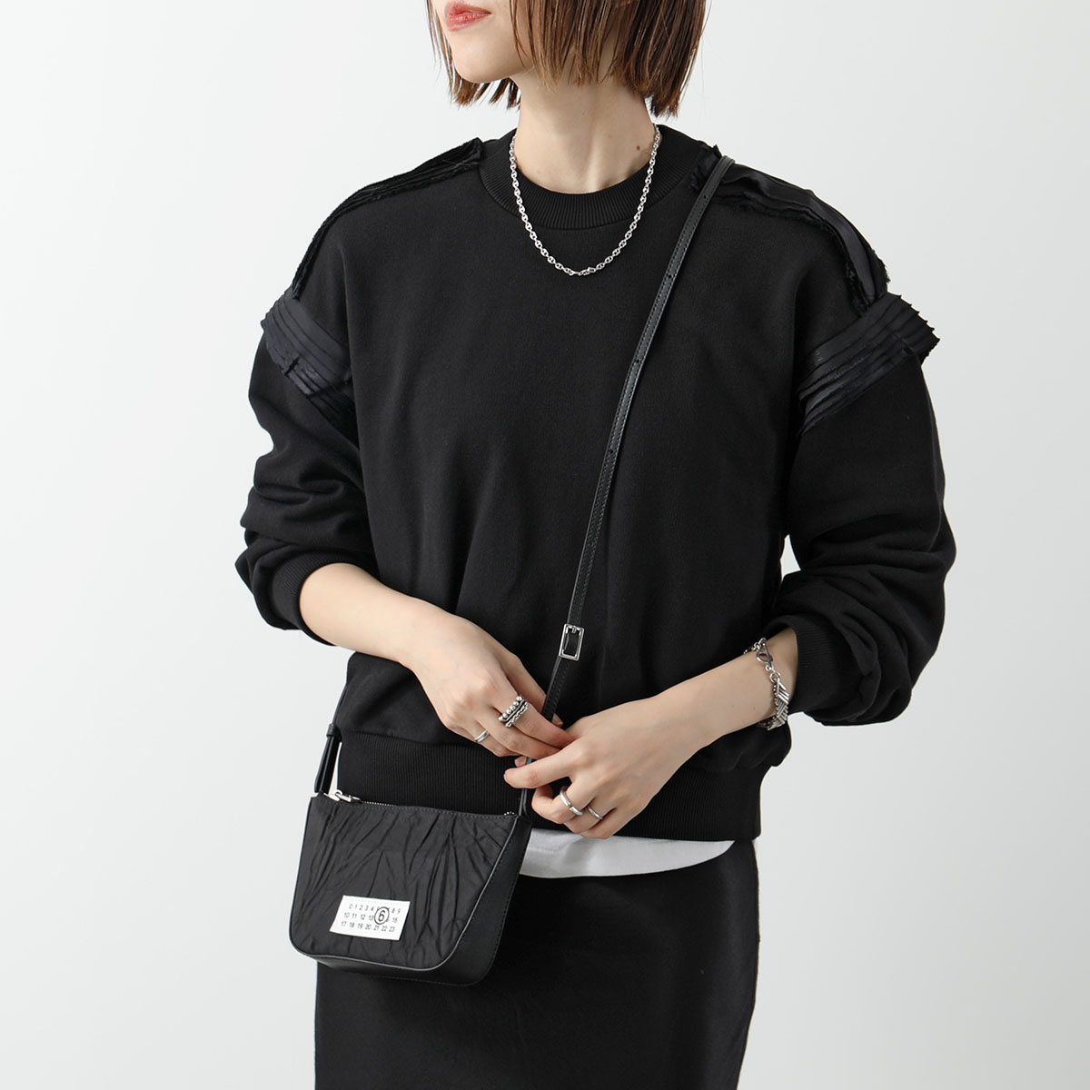 MM6 エムエムシックス メゾンマルジェラ ショルダーバッグ SB5ZI0008