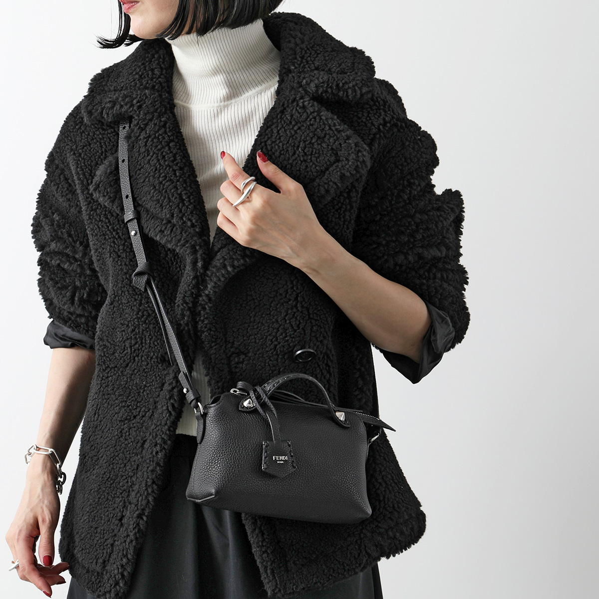 FENDI レディースショルダーバッグ｜バッグ｜ファッション おすすめ