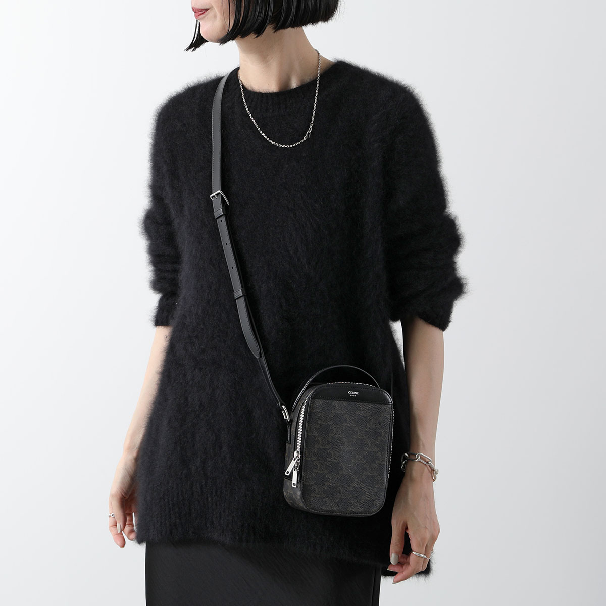 CELINE（セリーヌ） ショルダーバッグ Vertical Messenger Box