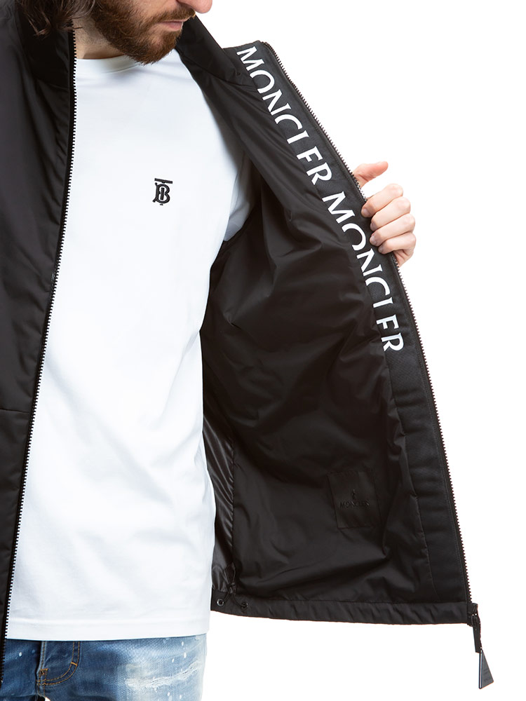 MONCLER（モンクレール） メンズ ナイロンジャケット ブランド ロゴ