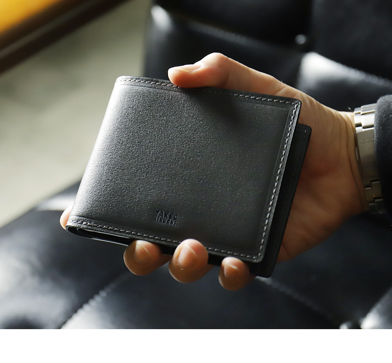 TAKEO KIKUCHI（タケオキクチ） 二つ折り財布 TAKEO KIKUCHI MAX