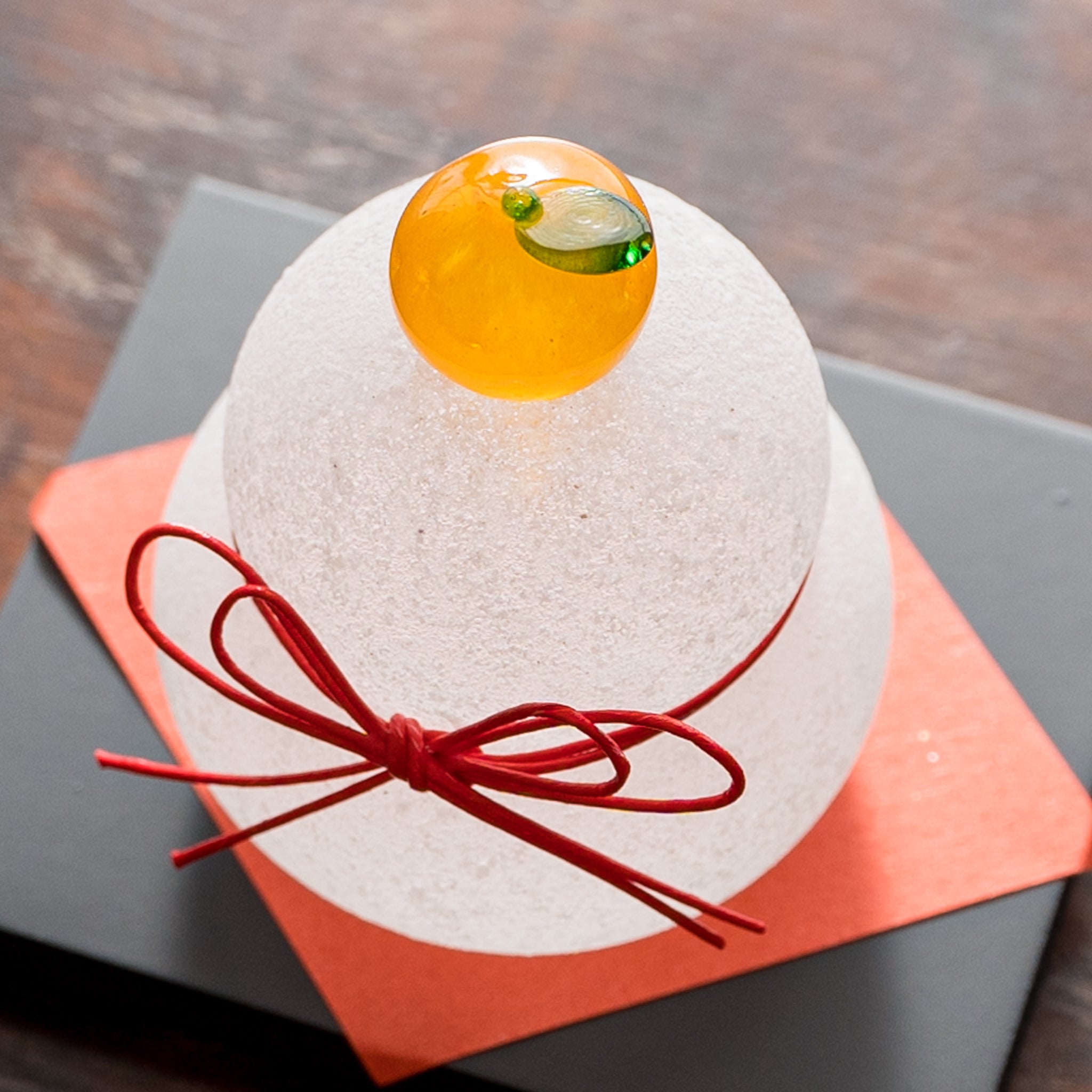 極楽寺がらす工房 ガラス鏡餅 中 黒台付き｜作家もののうつわ通販 四季