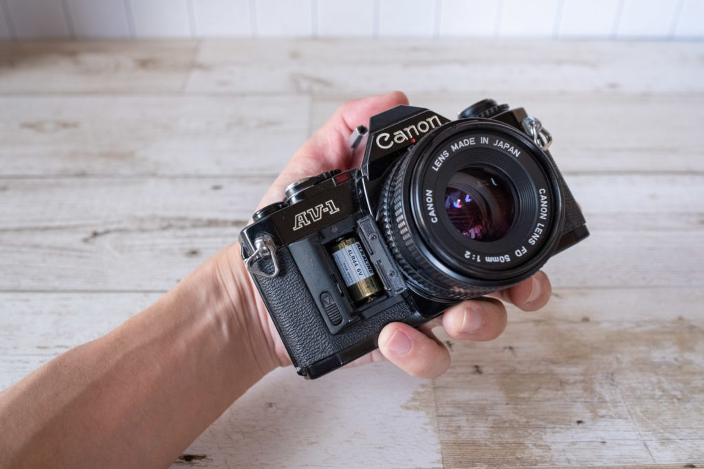 シャッタースピードダイヤルがない？！「Canon AV-1」は絞り優先に特化