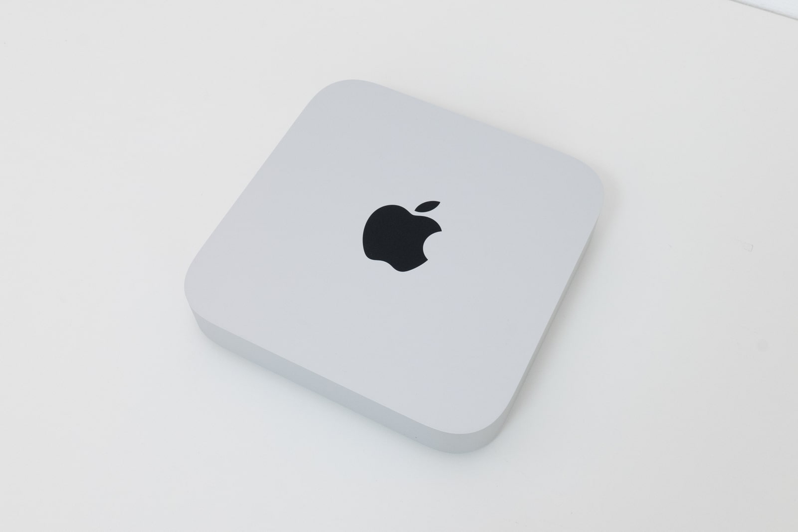 Mac mini（2020年モデル、M1）の実機レビュー | SIMPC｜シンプシー