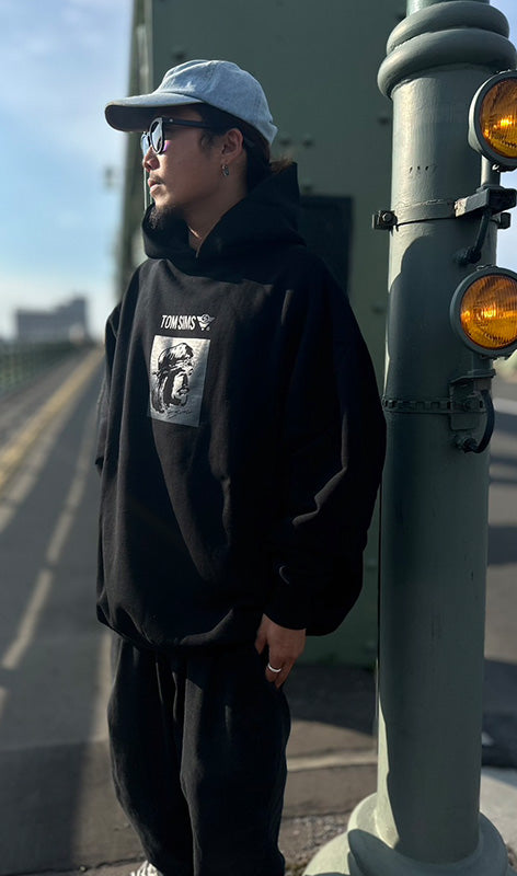 TOM SIMS x EFE x NUT-BUTTER SWEAT HOODIE BLACK – SIMS SNOWBOARDS JAPAN