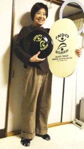 室内で簡単に体幹を鍛えるIndo Boardフローセット。安全に運動できる