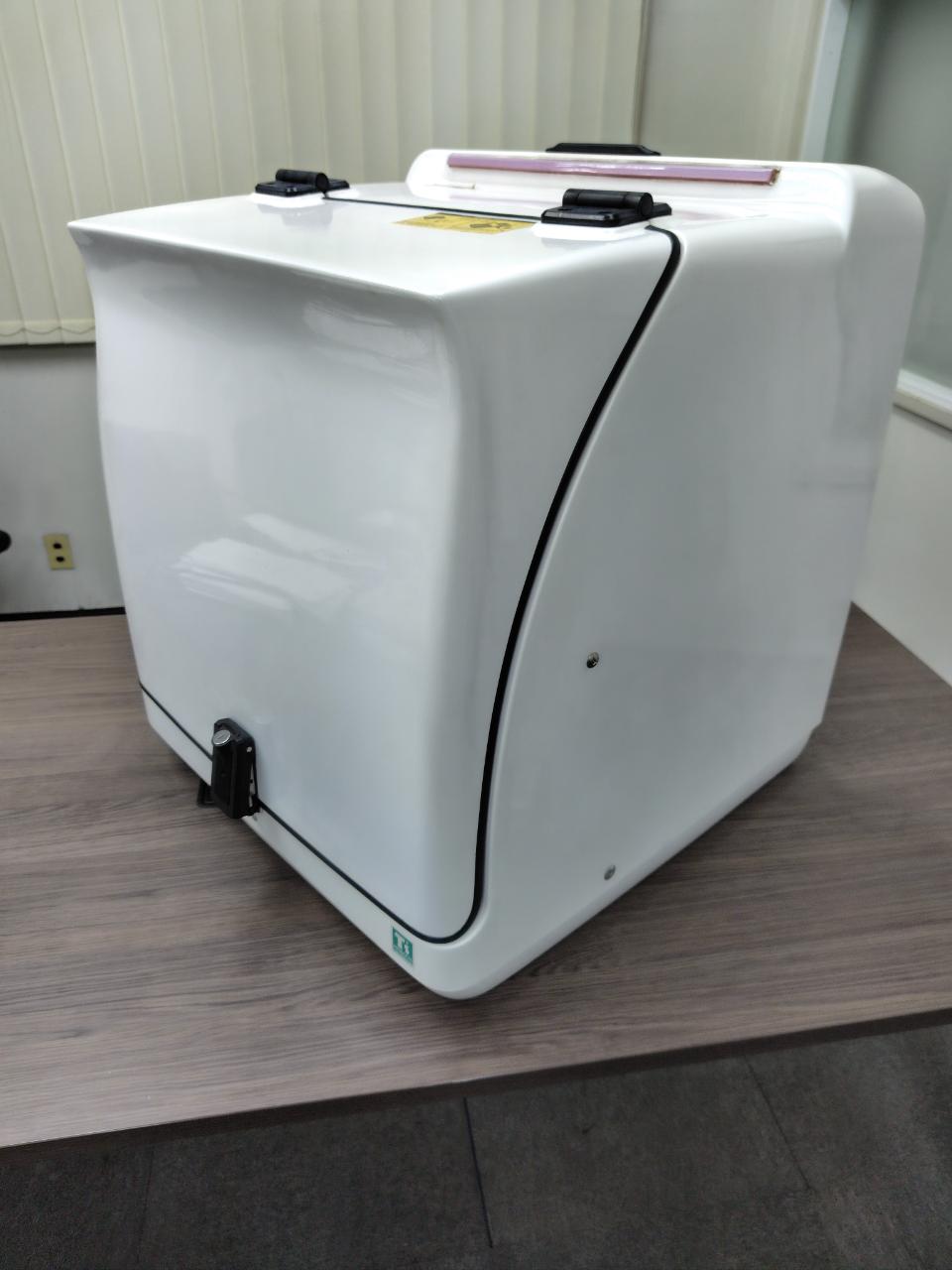 送料無料】【中古品】リヤBOX MB30-CS（中棚付き）スタンダード
