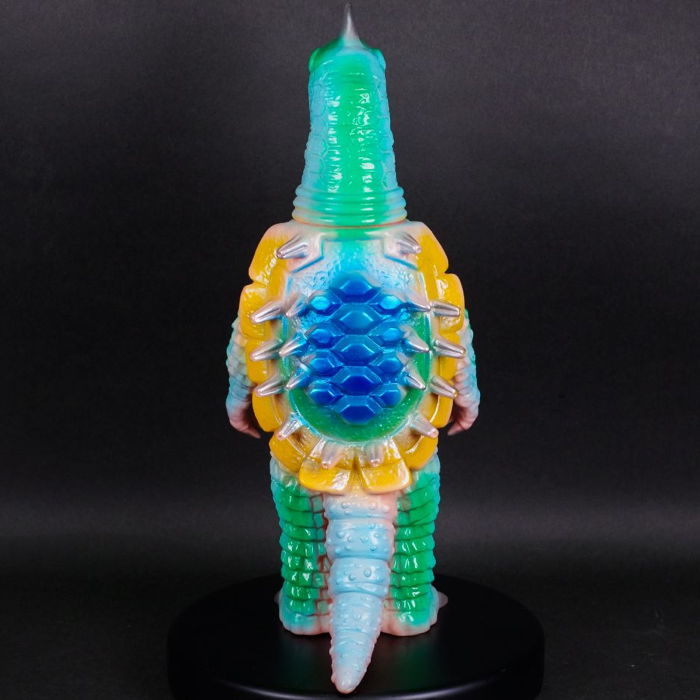 ブルマァク幻の「ウルトラマンタロウ怪獣」から「キングトータス」も